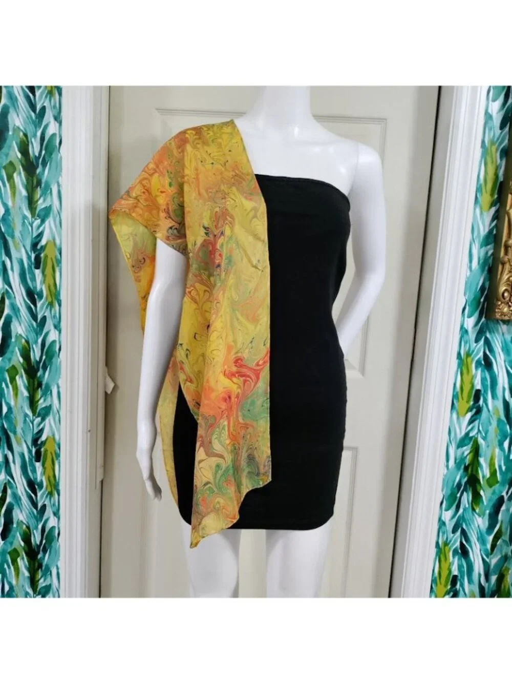 Vintage Sunny Rainbow Dyes Hand-Marbled Silk Scarf Neckwear Multicolor Length 28